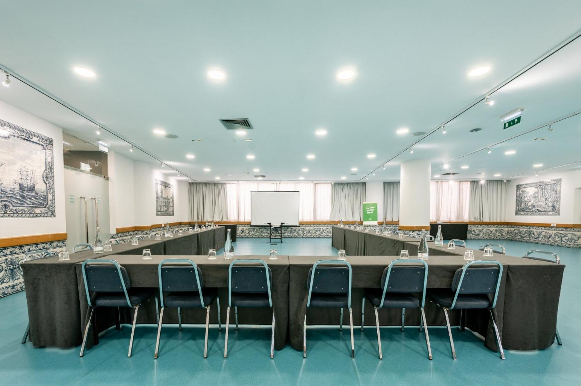 Hotel Lisbon-continental By Ihg 4*
